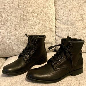 NWOT -Black Frye Tyler Lace Up Ankle Boots, 8